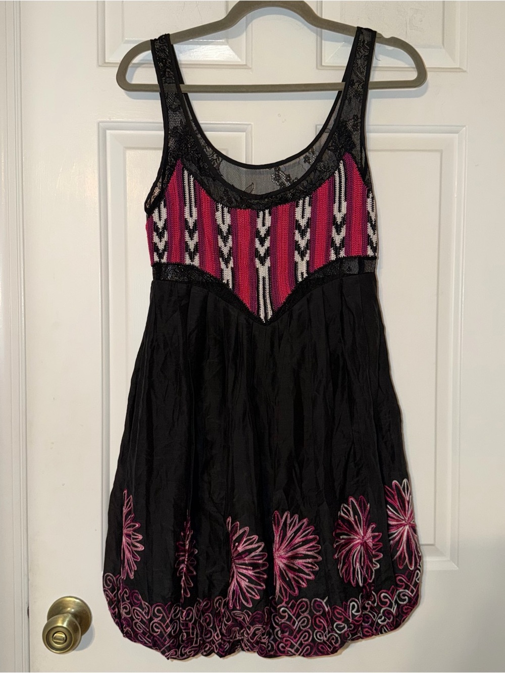Bebe y2k vintage vtg Black Pink Embroidered lace bubble hem dress M